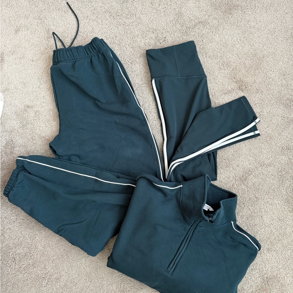 Athleta Ultra High Rise Elation Leggings - Picture 3 of 3